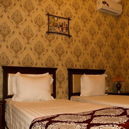 Margiana Hotel Самарканд Екстериор снимка